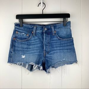 Levi’s Distressed Women’s Shorts size 26